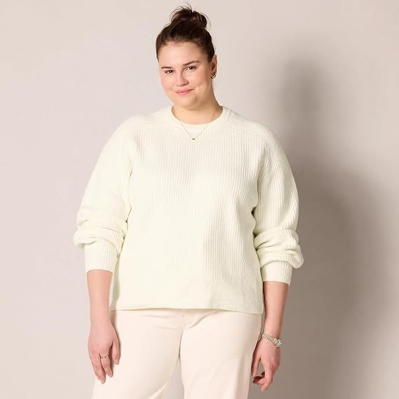 Immagine di White Ribbed Knit Sweater 2